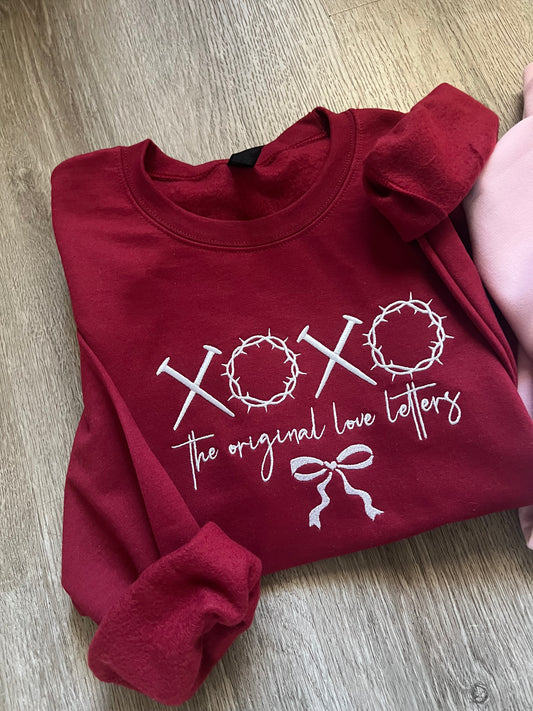 XOXO Faith Embroidered Sweater Crewneck